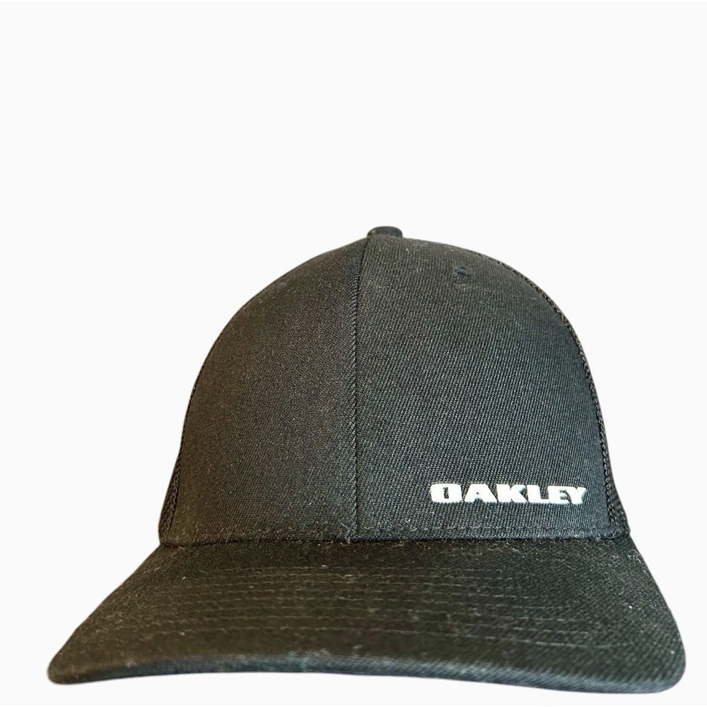 Oakley Silicon Bark 4.0 Baseball Cap Hat FlexFit Size L/XL Trucker Mesh Black